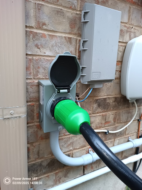 Electrical outlets and receptacles — AltoService project photo 351