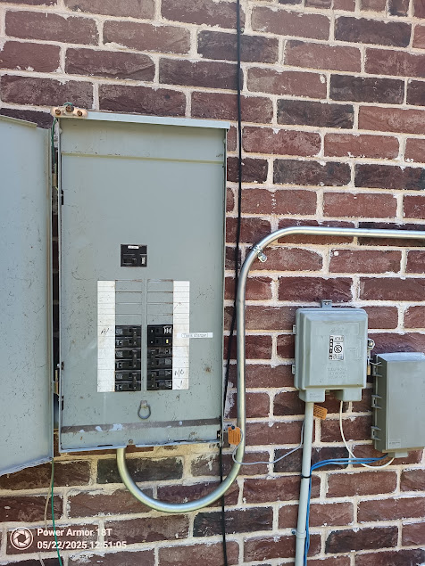 Electrical panels and service equipment — AltoService project photo 406