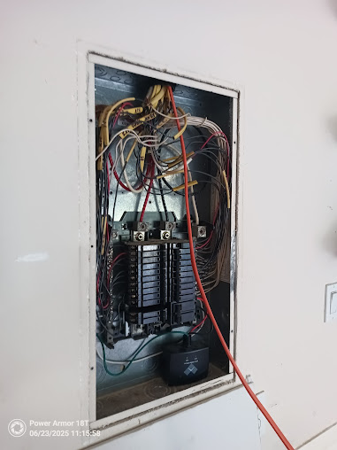 Electrical panels and service equipment — AltoService project photo 437