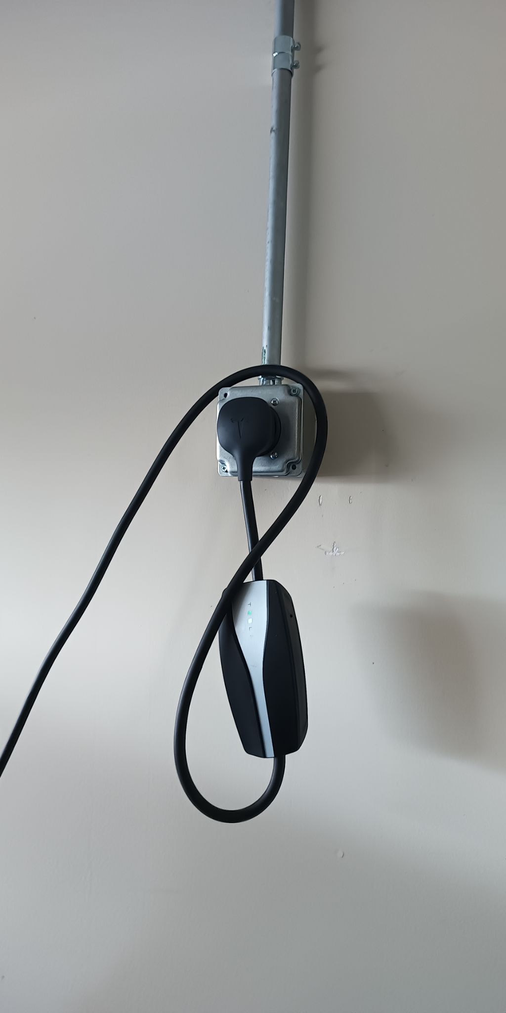 Tesla electrical work - Work 143